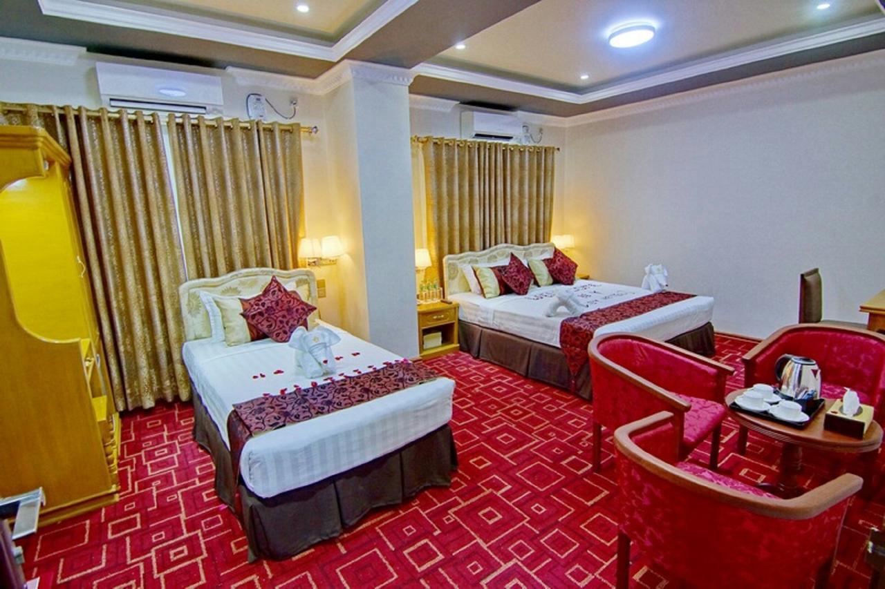 Myat Nan Yone Hotel Мандалай Екстер'єр фото